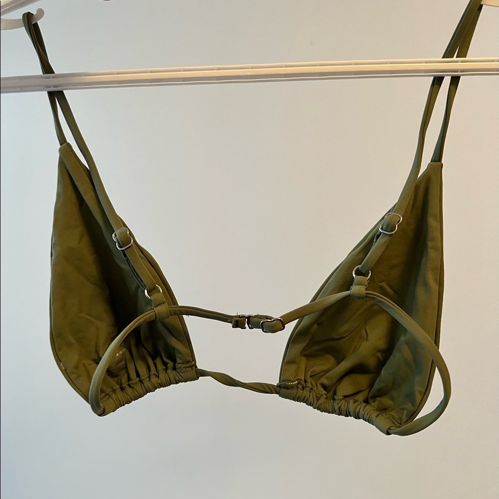 Subtitled Bikini Set - Picture 5 of 6